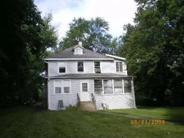 34175 N Hainesville Rd, Round Lake, IL 60073