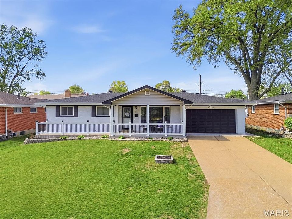 1st image of 836 Rainbow Dr