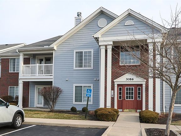 2nd image of 3086 Westminster Dr APT 205