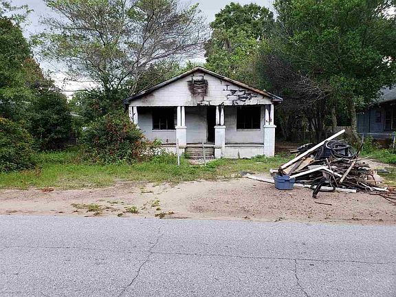 5th image of 3214 N Tarragona St