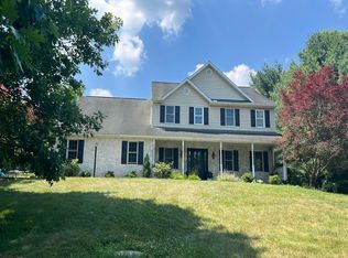 348 Garey Rd, Douglassville, PA 19518