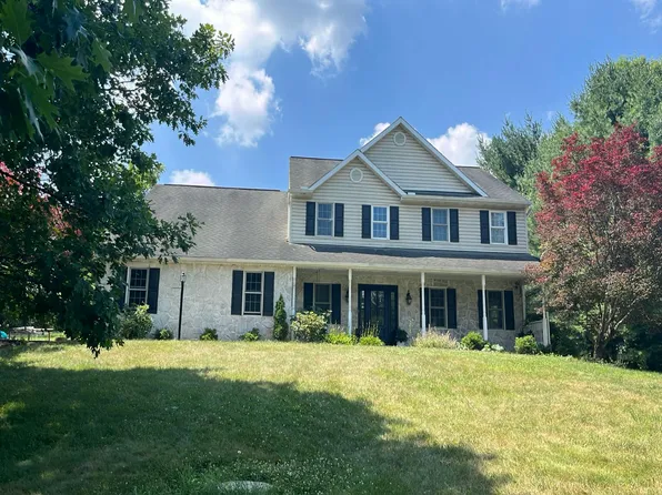 348 Garey Rd, Douglassville, PA 19518