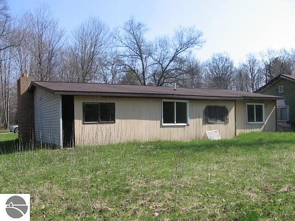 2nd image of 1860 Tammy Dr