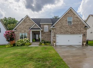 2380 Colston Dr, Clarksville, TN 37042