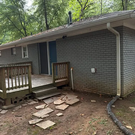 441 Meadowbrook Dr — Photo 2