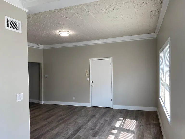 3851 Dewey Ave #2 — Photo 6
