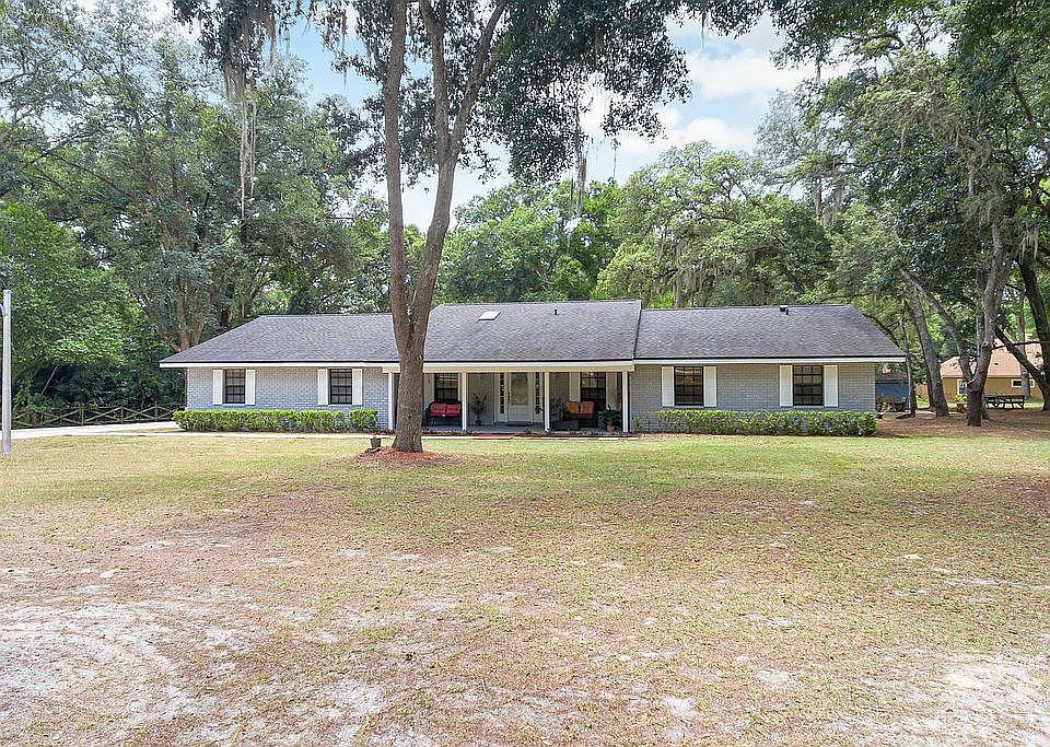 1st image of 112 Polo Ln