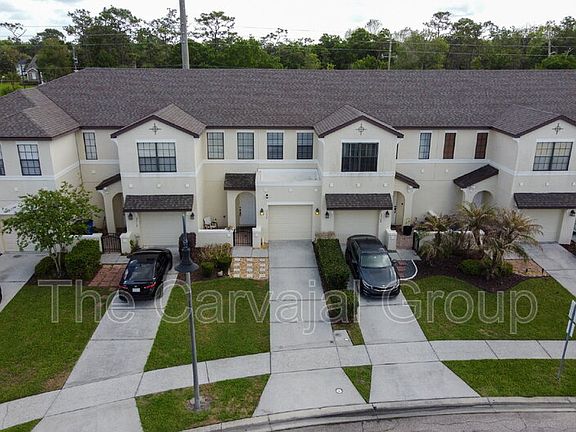 2nd image of 2210 Seven Oaks Dr