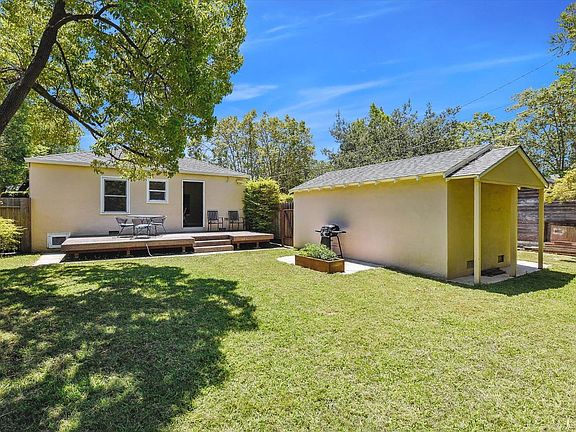 5th image of 3008 Burnette Street