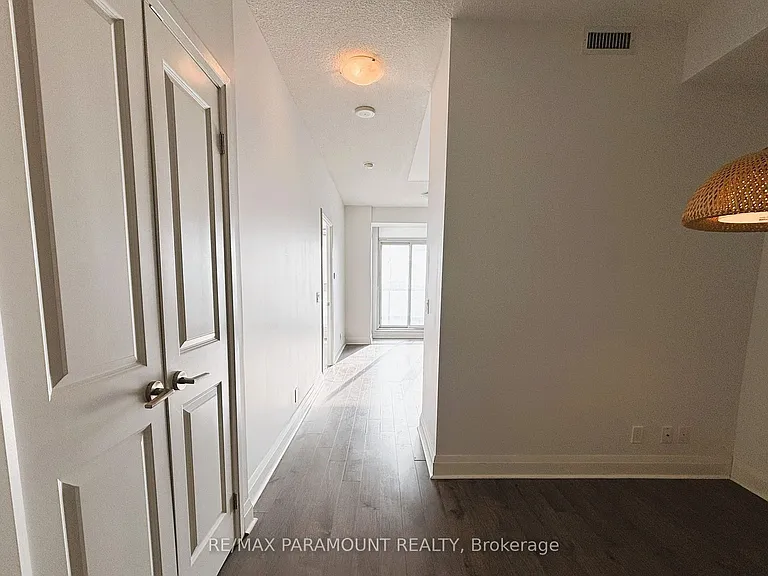 17 Zorra St #607 — Photo 6