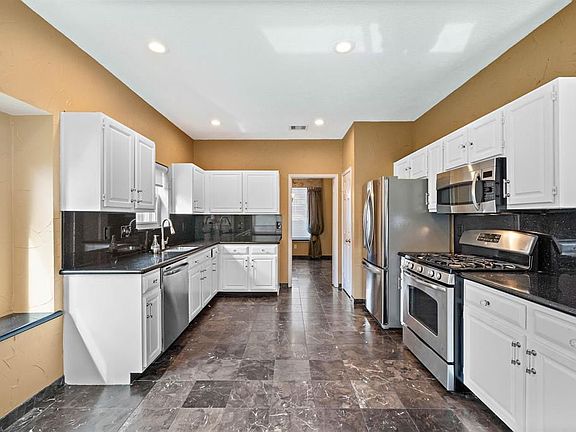 2nd image of 10723 Brookshire Ln