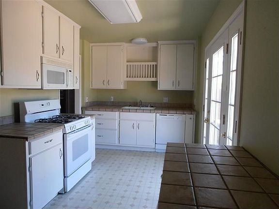 3rd image of 507 W Longview Ave