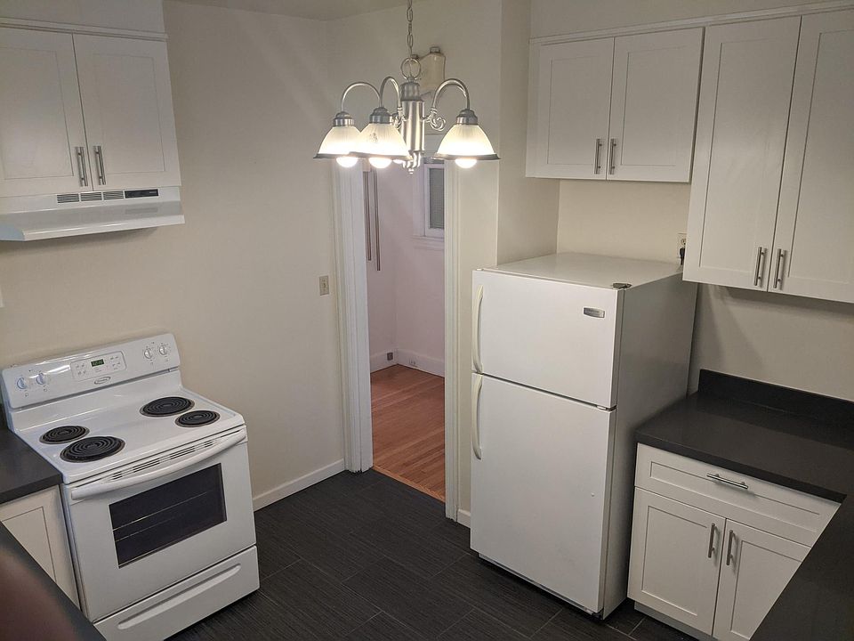 1st image of 2508 Lake St APT 1