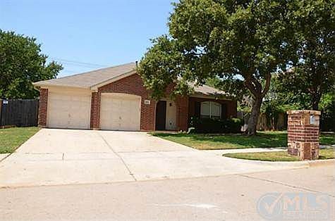 1st image of 207 Carlsbad Dr