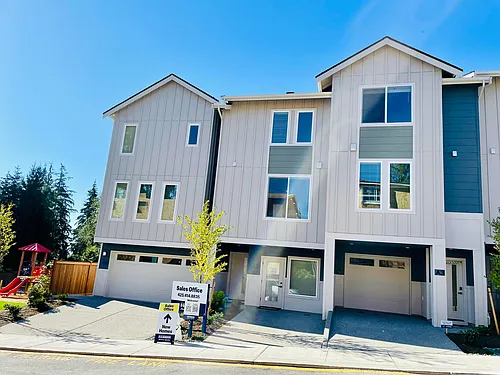 16124 Cascadian Way Photo 1 16124 Cascadian Way Photo 1
