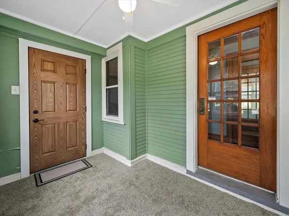 333 W Bender ROAD, Glendale, WI 53217