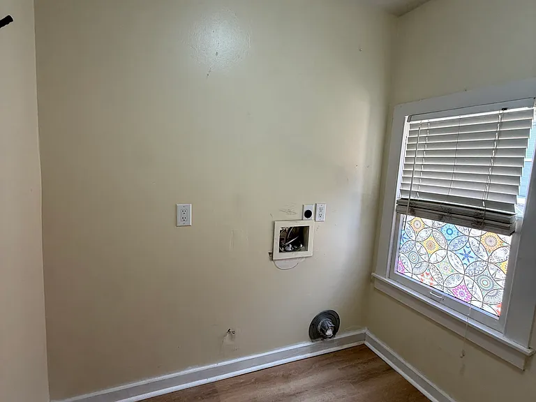 6711 Broadway St #6711 — Photo 23