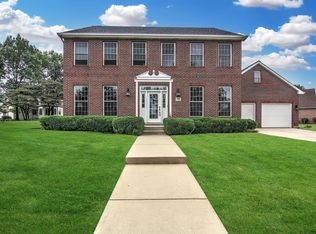 714 Pennock Cir, Crown Point, IN 46307