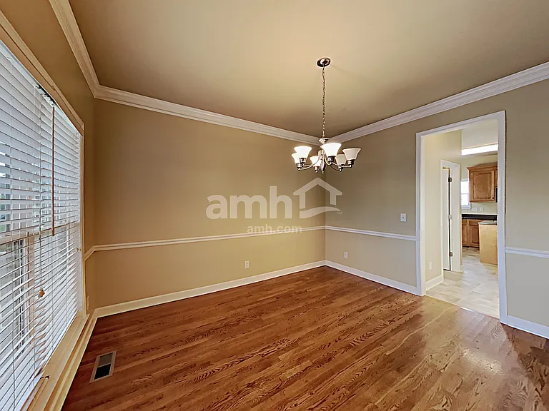 2091 Lequire Ln — Photo 7