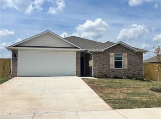 205 Ruggles St, Pea Ridge, AR 72751