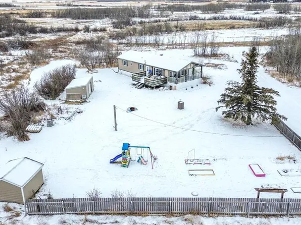 105 5th Ave NW, Wetaskiwin County No. 10, AB T0C 2X0