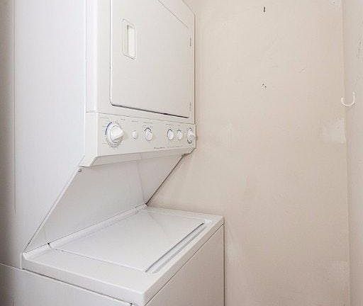 3rd image of 2644 W Foster Ave #303WEST