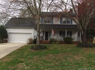 8714 Kirkley Glen Ln, Charlotte, NC 28215