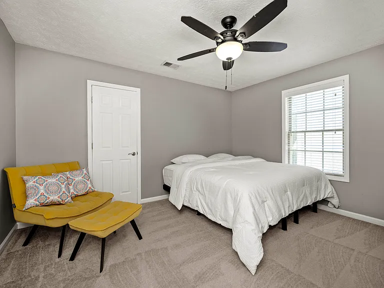 4016 Kenesaw Dr — Photo 40