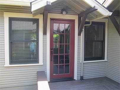 2nd image of 560 Siskiyou Blvd APT 5