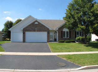 647 Clarksen Dr, Belvidere, IL 61008