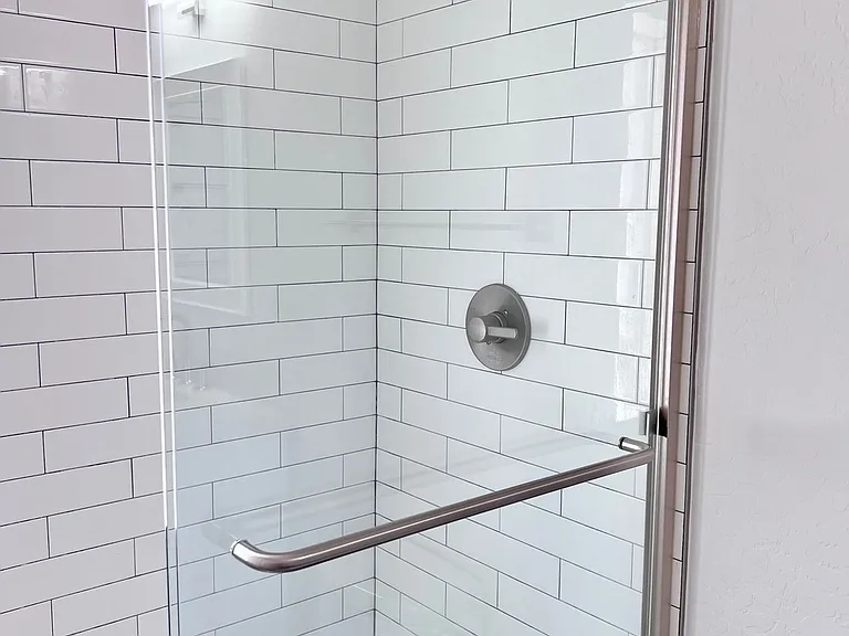 70 E Mitchell Dr #201 — Photo 21
