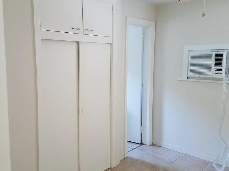 1314 Cherry St NE #A — Photo 5