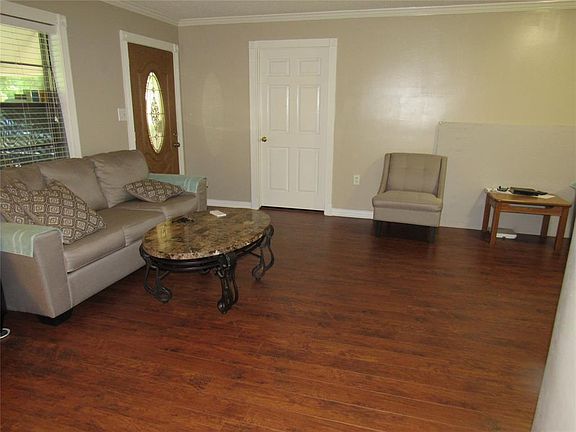5th image of 5666 Wood Creek Way