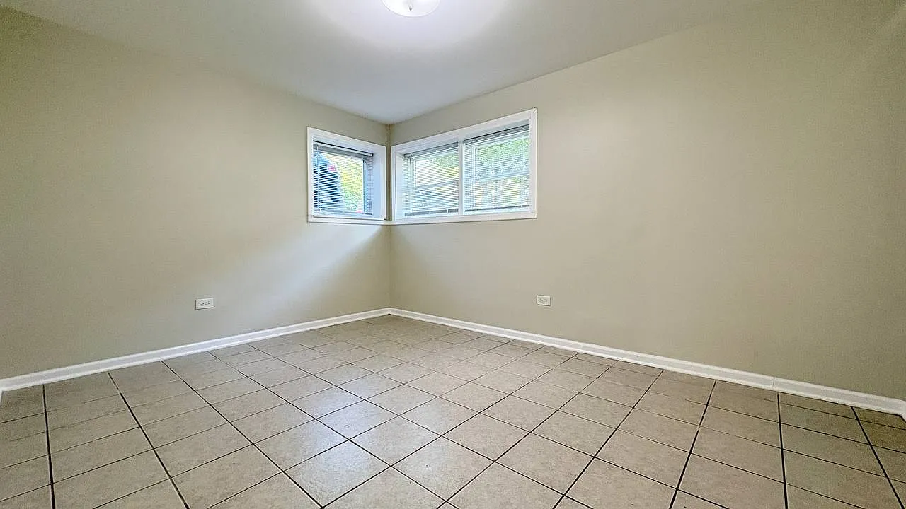 1 bed, 950 sqft, $1,495 — Photo 3