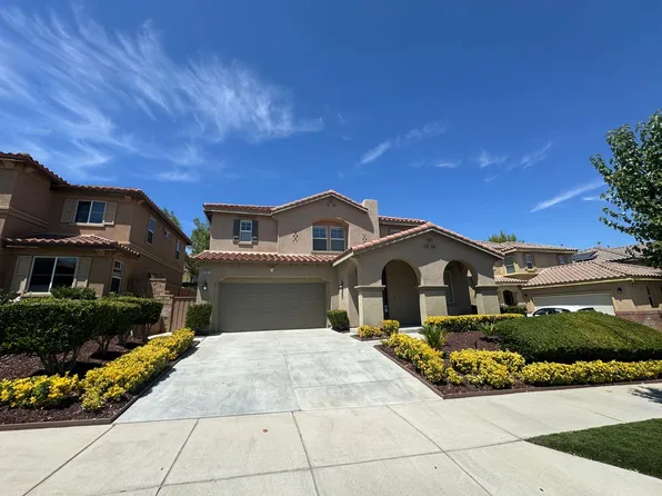 32341 Rock Rose Dr, Lake Elsinore, CA 92532