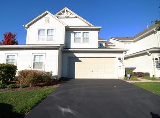 2946 Falling Waters Ln, Lake Villa, IL 60046