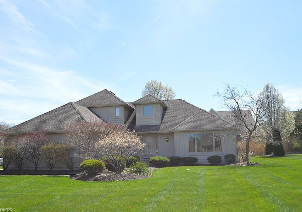 1st image of 30015 Greenview Pkwy