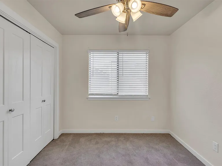 12312 Yarmont Way — Photo 14
