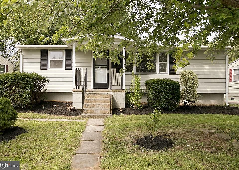 1st image of 241 Shenandoah Ave