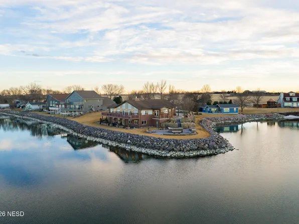 130 S Point Dr, Arlington, SD 57212