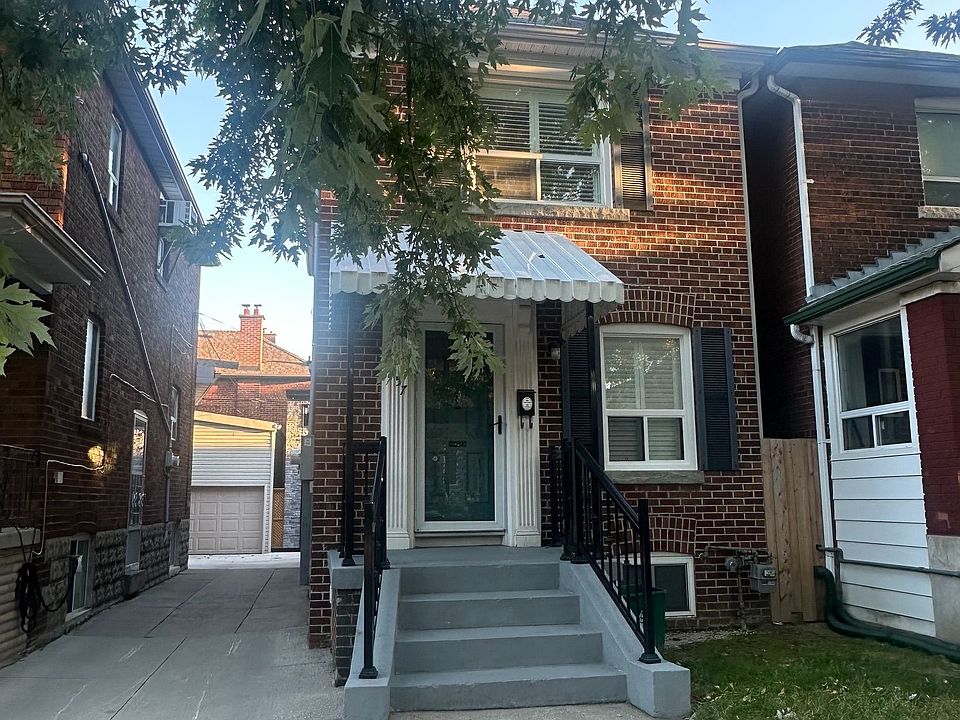 1st image of 457 Mortimer Ave