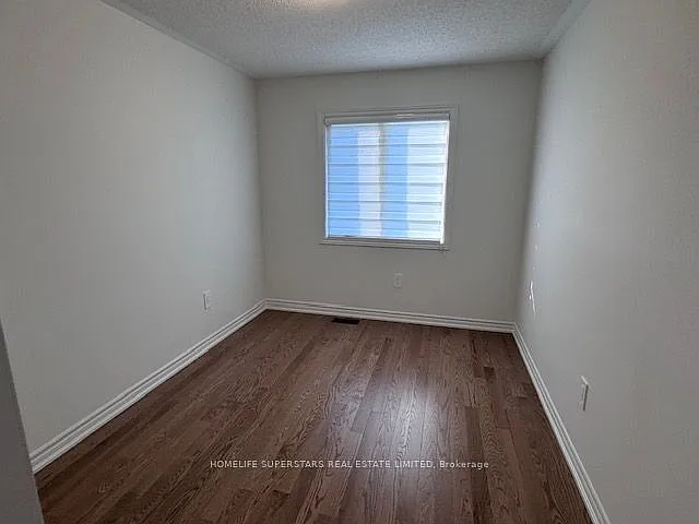 319 Bergamot Ave — Photo 12