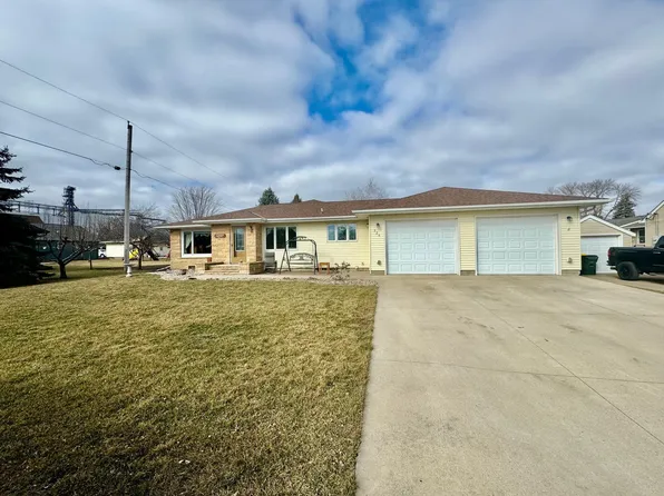 324 NW 5th St, Buffalo Lake, MN 55314