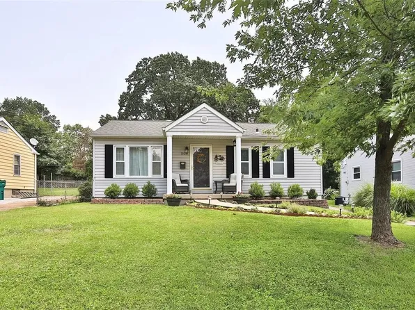 1020 S Rock Hill Rd, Saint Louis, MO 63119