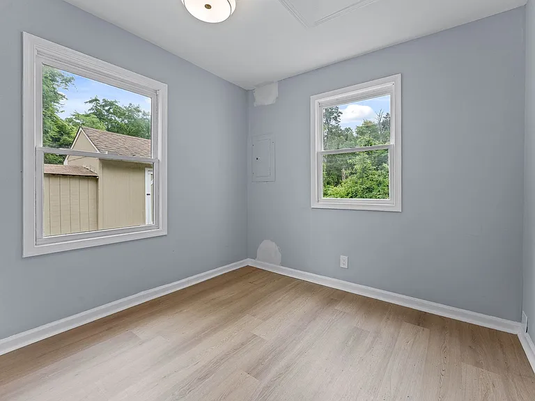 1400 Vine St — Photo 13