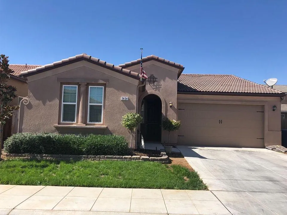 3454 Del Dios Ave