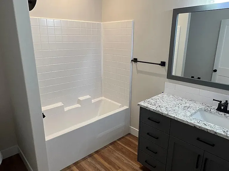 1105 SW Camille Dr — Photo 18