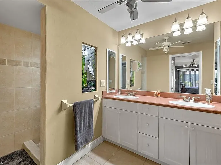2522 SE 24th Ave — Photo 17
