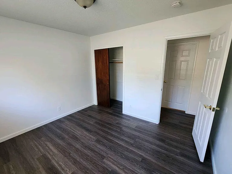 1485 SE Portola Dr — Photo 11