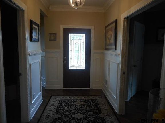 4th image of 5 Eagles Ln